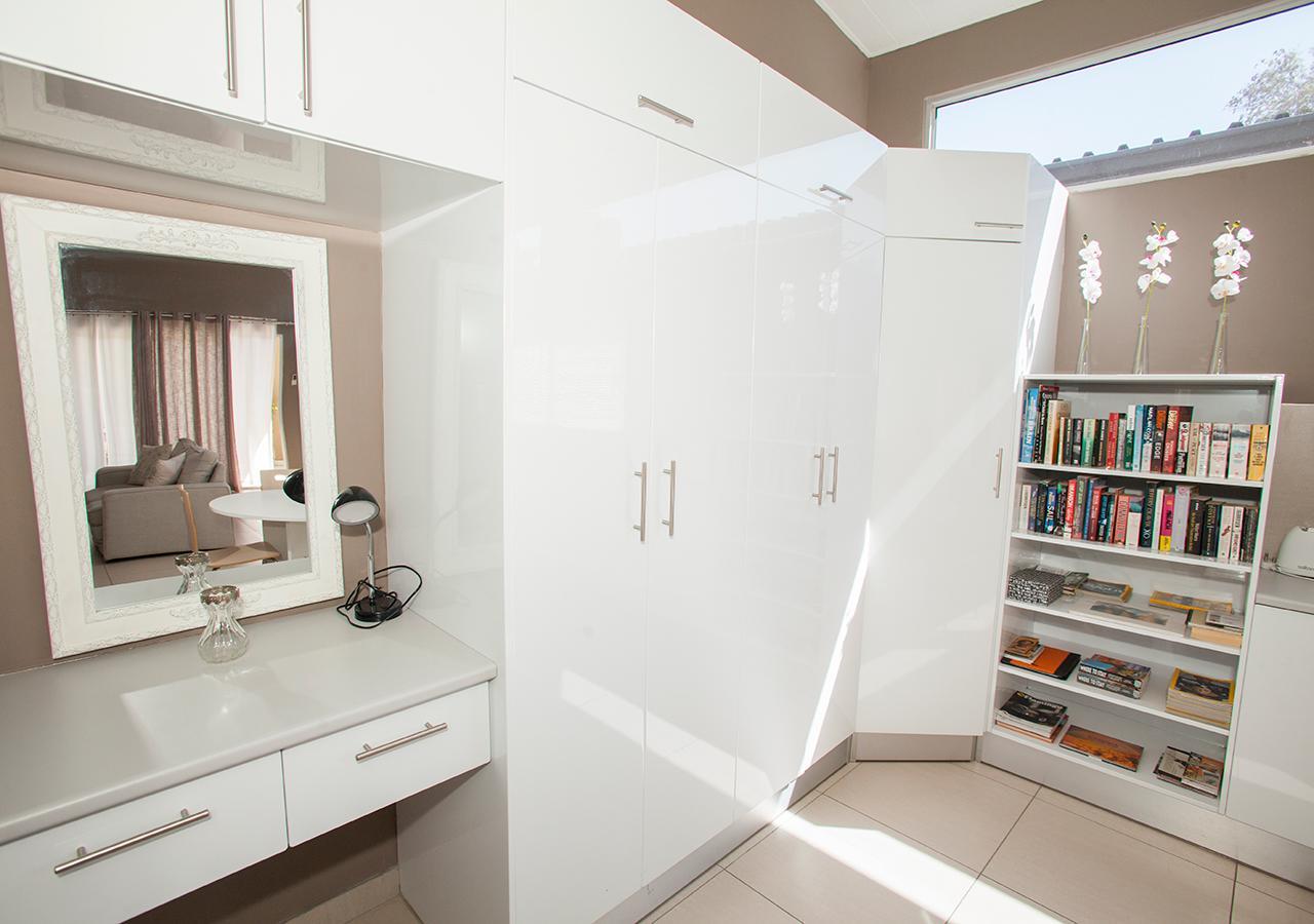 Rnb'S Studio Apartment ウィントフーク エクステリア 写真